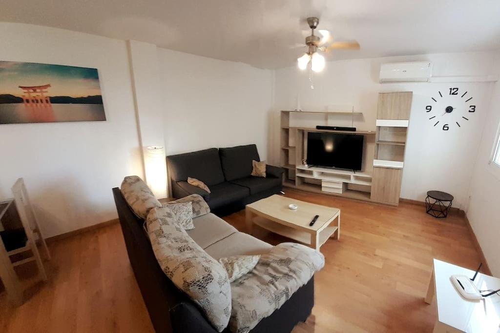 2F, Aire Acondic, 80M2, 2 Dormitorios, 4 Huespedes, Wifi Gratis La Línea de la Concepción المظهر الخارجي الصورة
