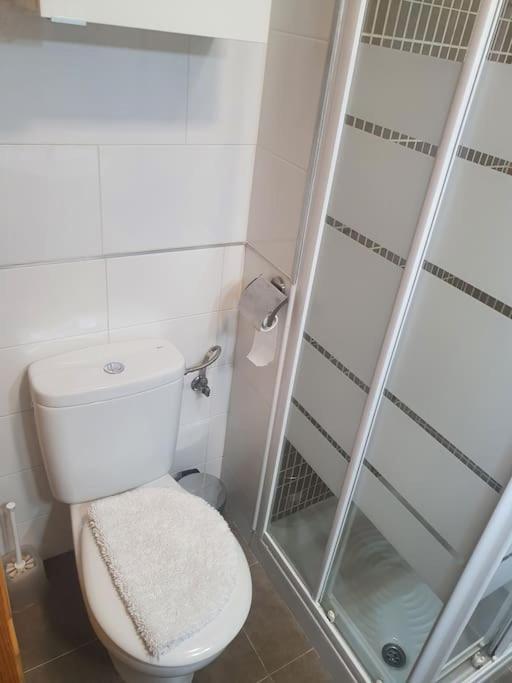 2F, Aire Acondic, 80M2, 2 Dormitorios, 4 Huespedes, Wifi Gratis La Línea de la Concepción المظهر الخارجي الصورة